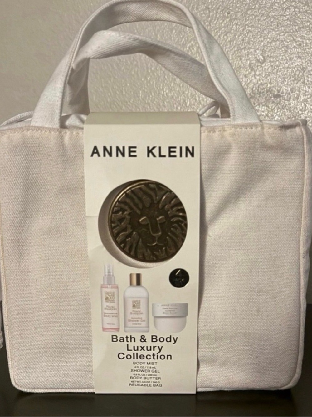 Anne Klein Bath & Body Luxury Collection Gift Set Floral Bouquet Reusable Bag - Picture 2 of 3